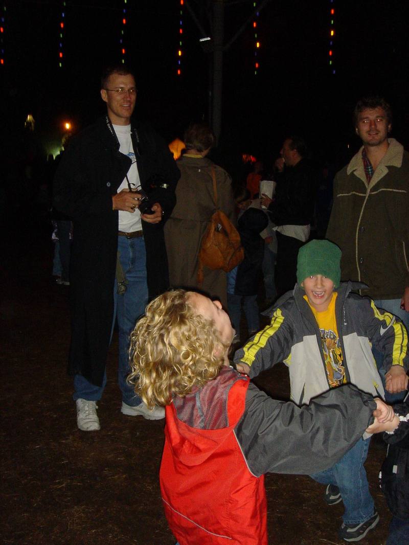 2005/12(Dec)/01(Christmas-Lights)/02(AustinTrail Lights)/800x600_2005-12-22-02.JPG